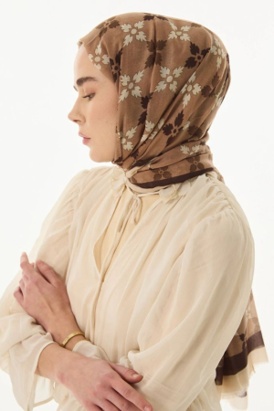 hijab_brown_floral_1_660x990